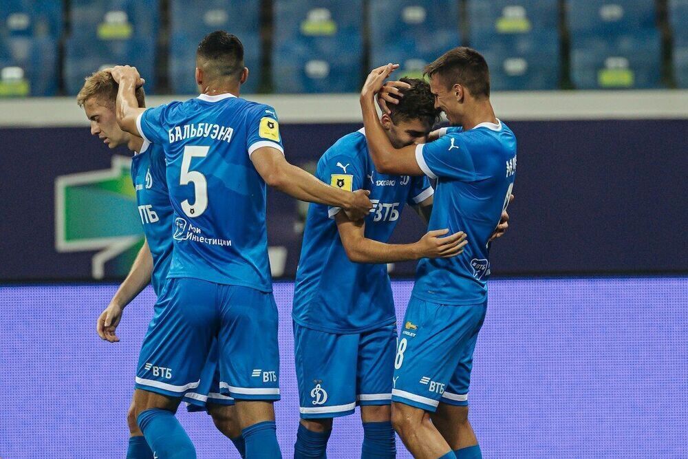 Благодаря голам Захаряна и Тюкавина команда Динамо выиграла со счётом 2-0